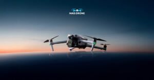 Um Drone Dji Air 3 S em cima do capô do carro em um por do sol.